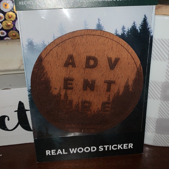 Woodchuck Adventure Wood Round Sticker - Picture 3 of 5